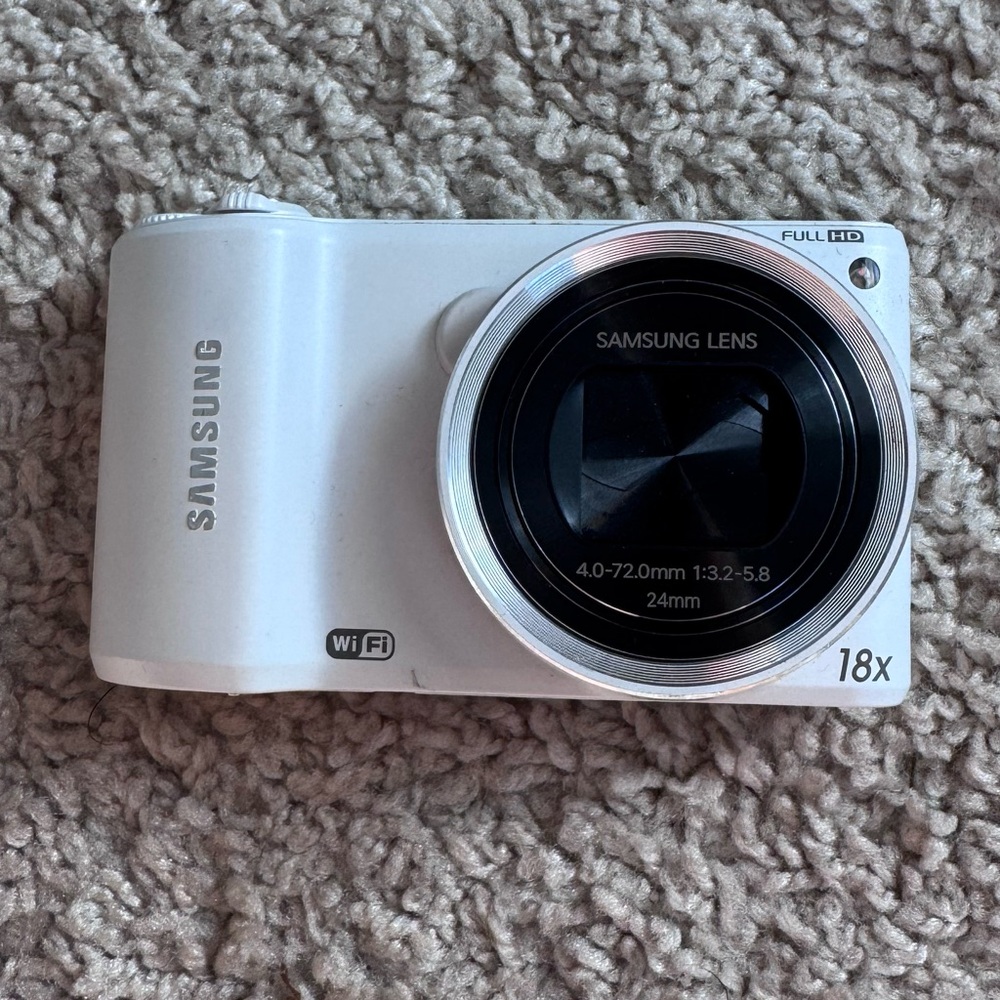 Samsung WB250F White Digital Camera